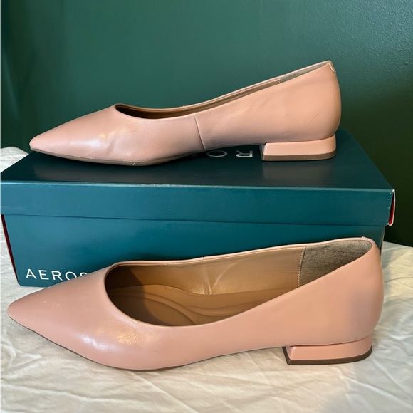Aerosoles Nude Pointed Toe Flats - Picture 5 of 5